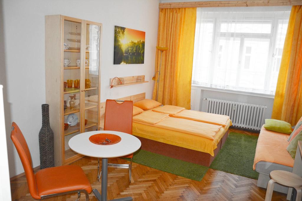 Apartmany Machek Prag Zimmer foto