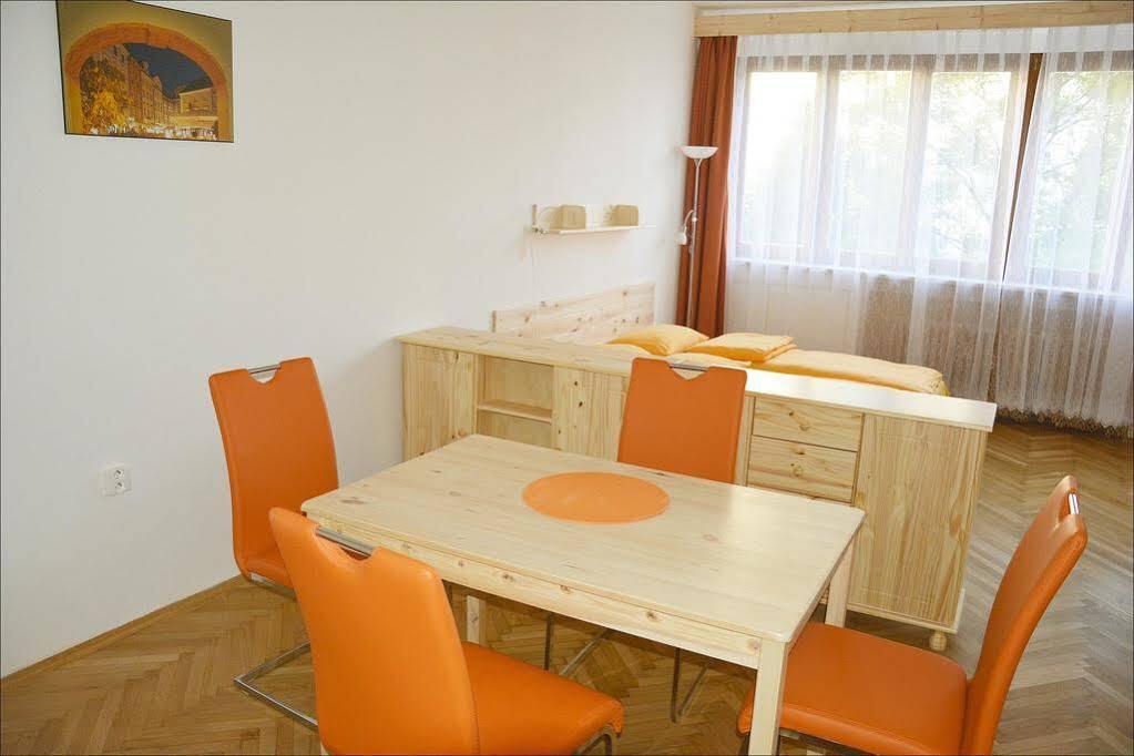 Apartmany Machek Prag Exterior foto